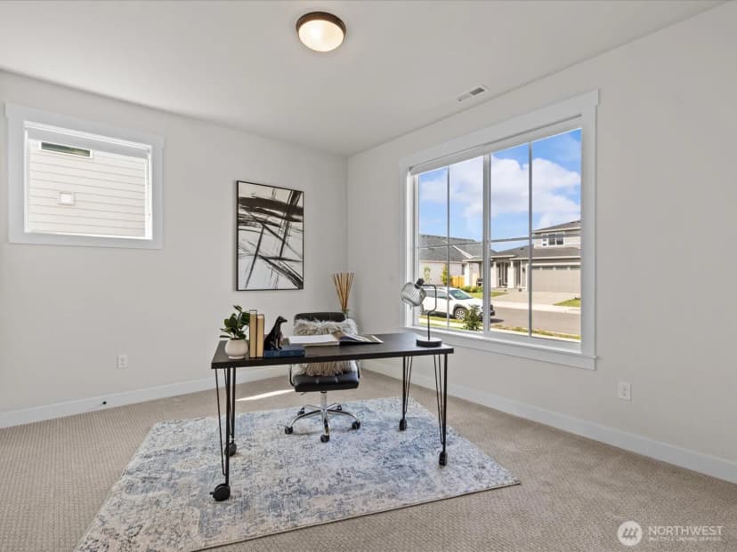 Property photo for 1089 Lindenberger Lane, Enumclaw photo 6