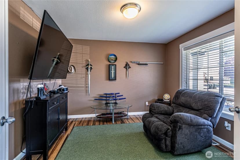 Property photo for 17716 25th Avenue E, Tacoma photo 6