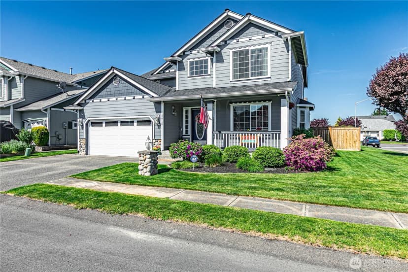 Property photo for 17716 25th Avenue E, Tacoma photo 3