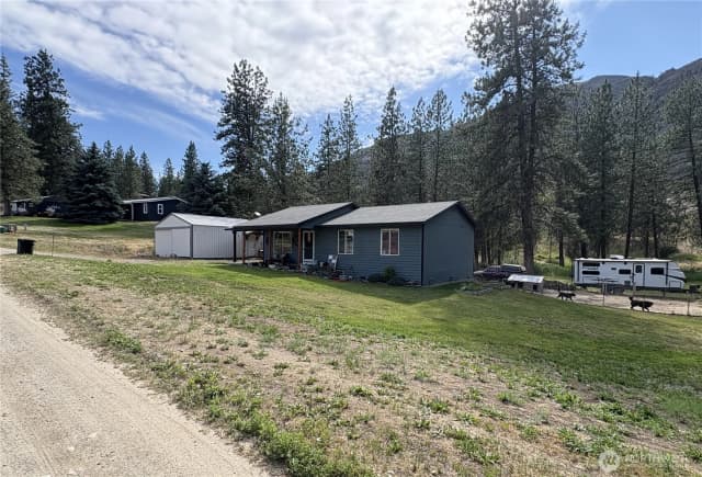 Property photo for 47 Pinecrest Road, Tonasket photo 2