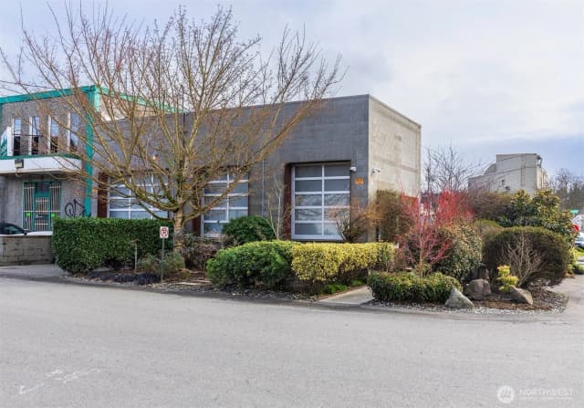 Property photo for 4020 6th Avenue Nw, Seattle