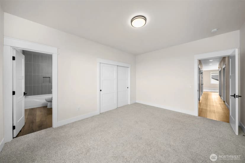 Property photo for 821 S Mary Avenue, East Wenatchee photo 24