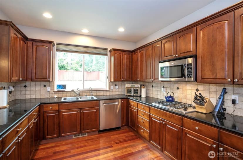 Property photo for 8301 183rd Avenue E, Bonney Lake photo 7