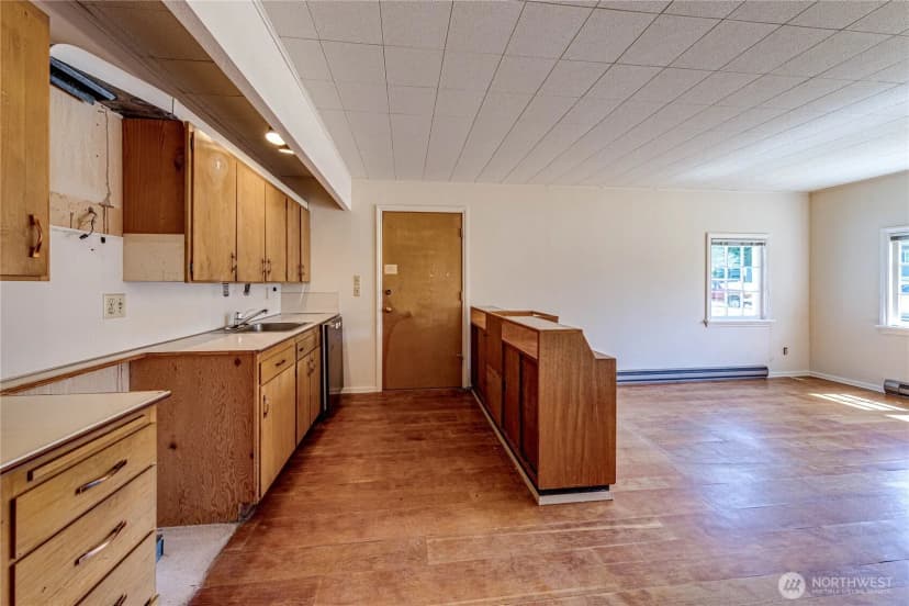 Property photo for 1415 E 2nd Street, Port Angeles photo 16