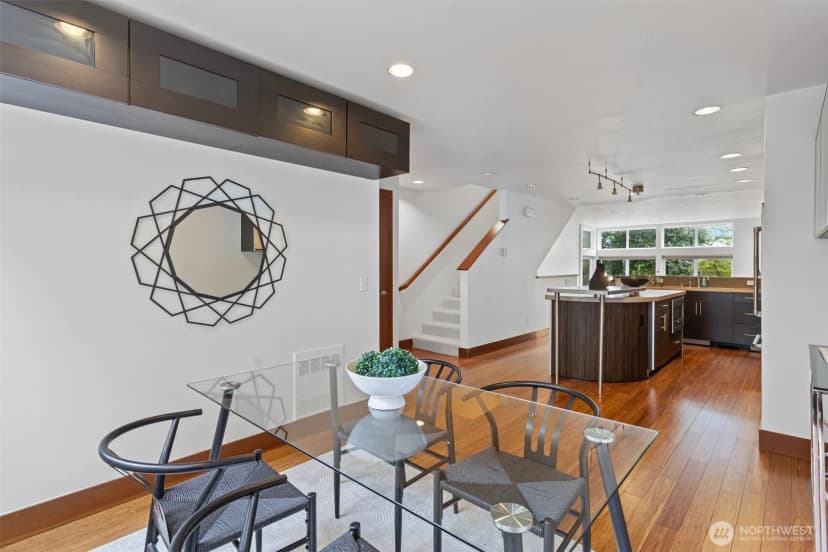 Property photo for 566 Mcgraw Street, Seattle photo 19