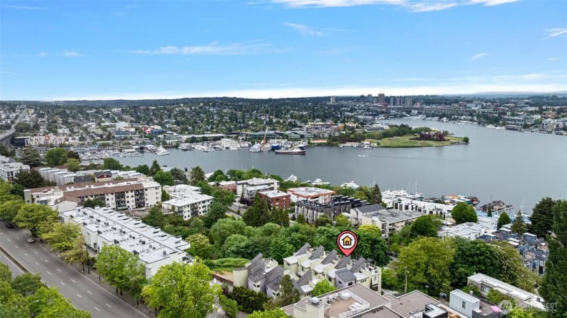 Property photo for 566 Mcgraw Street, Seattle photo 38