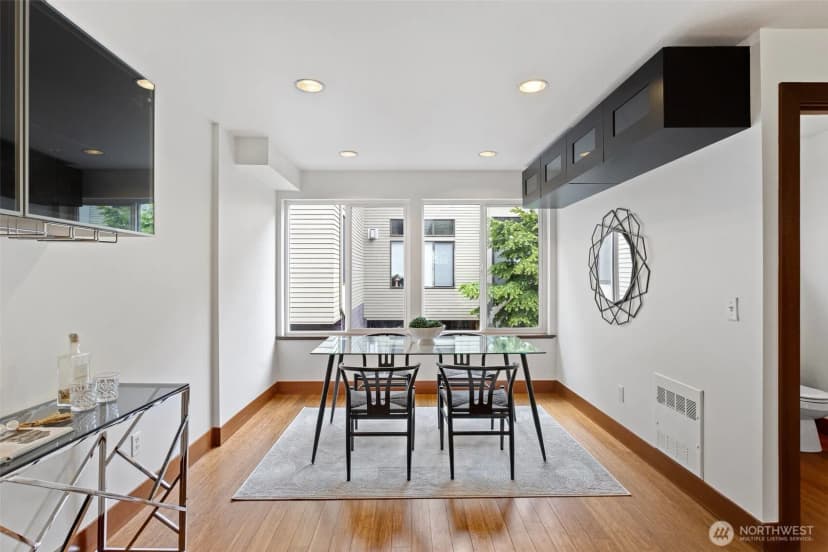 Property photo for 566 Mcgraw Street, Seattle photo 18