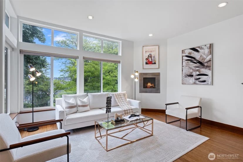 Property photo for 566 Mcgraw Street, Seattle