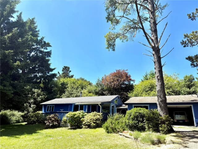 Property photo for 27805 L Place, Ocean Park photo 2