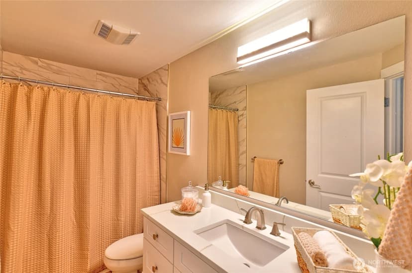 Property photo for 3030 128th Avenue Se #6, Bellevue photo 14