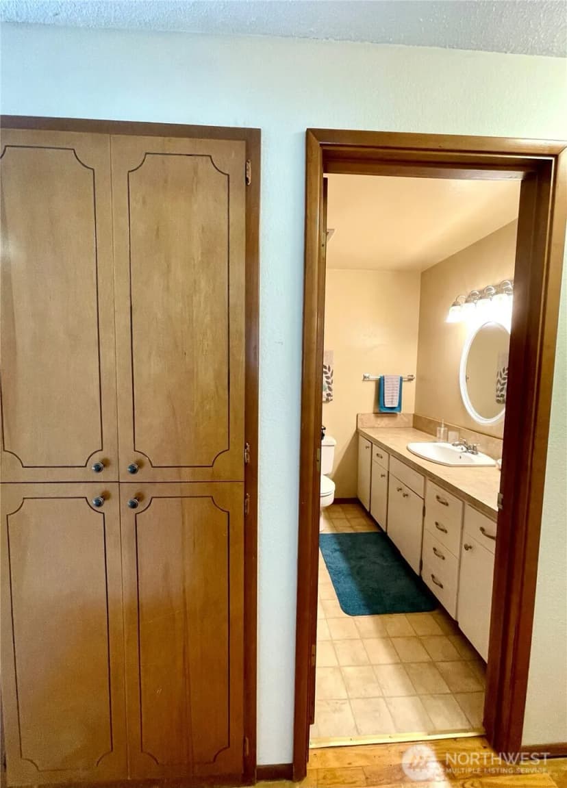 Property photo for 14515 25th Avenue Ct E, Tacoma photo 21
