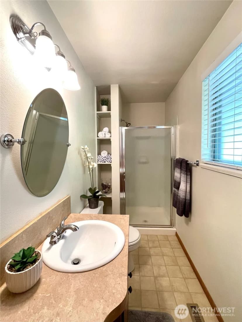 Property photo for 14515 25th Avenue Ct E, Tacoma photo 19