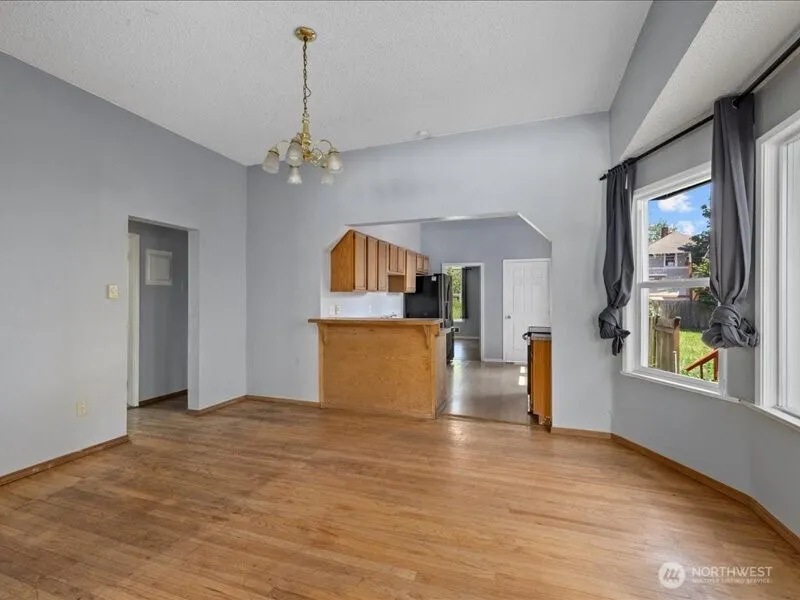 Property photo for 918 23rd Avenue, Seattle photo 8