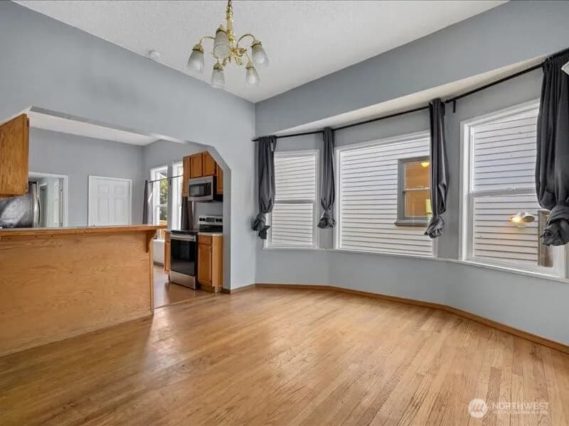 Property photo for 918 23rd Avenue, Seattle photo 7