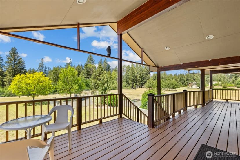 Property photo for 301 Quail Valley Road, Cle Elum photo 4