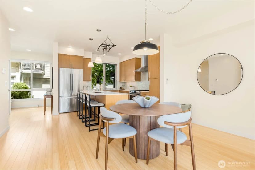 Property photo for 5175 42nd Avenue S, Seattle photo 11