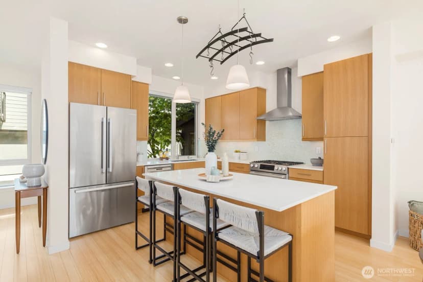 Property photo for 5175 42nd Avenue S, Seattle photo 6