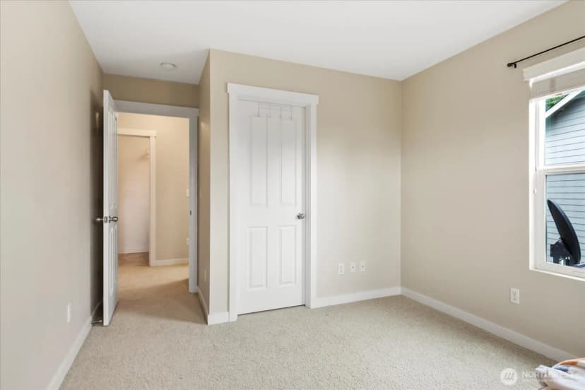 Property photo for 8809 81st Drive Ne, Marysville photo 12