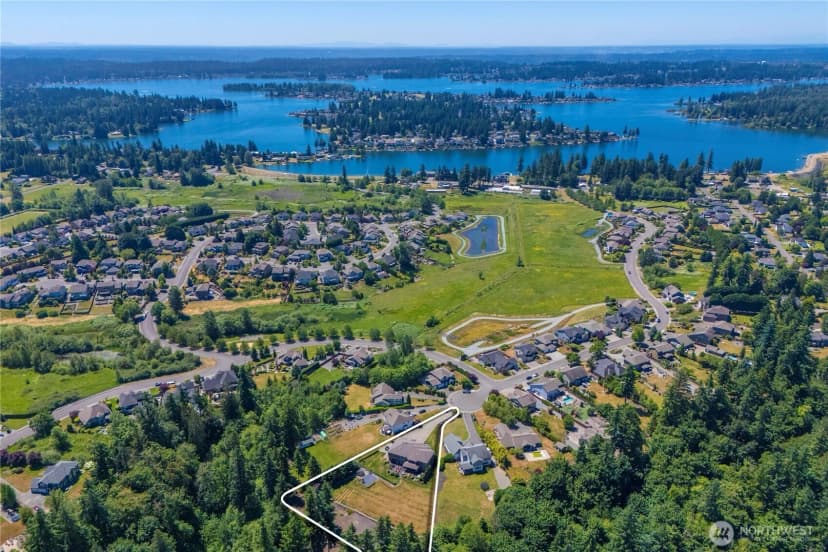 Property photo for 22013 26th Street E, Lake Tapps photo 2