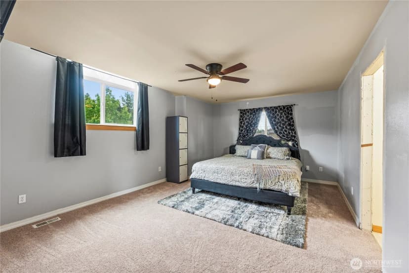 Property photo for 20523 193rd Avenue Ct E, Orting photo 24