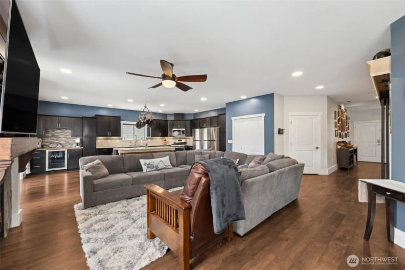 Property photo for 1431 Van Sickle Avenue, Buckley photo 13