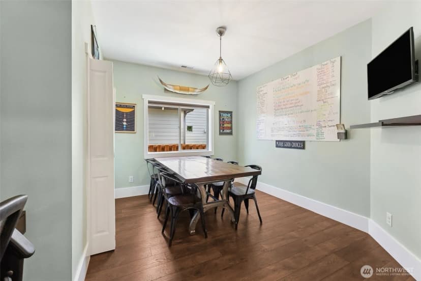 Property photo for 1431 Van Sickle Avenue, Buckley photo 8