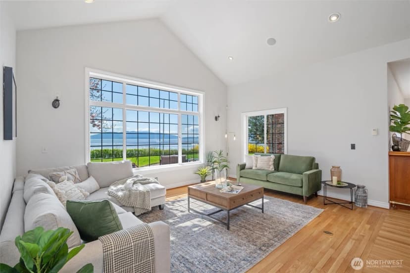 Property photo for 3851 Cliffside Drive, Bellingham photo 11