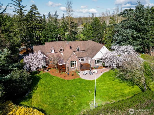 Property photo for 3851 Cliffside Drive, Bellingham photo 4