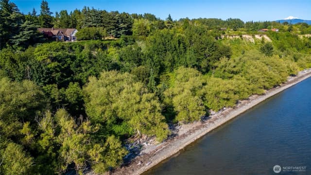Property photo for 3851 Cliffside Drive, Bellingham photo 3