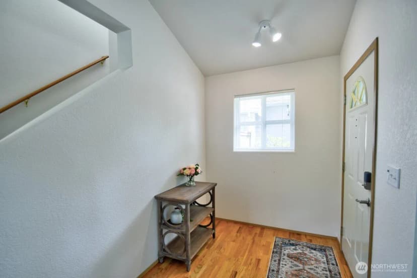 Property photo for 4312 Lafayette Lane Se, Lacey photo 2