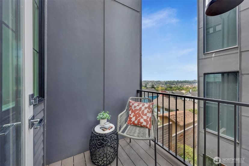 Property photo for 1307 31st Avenue S, Seattle photo 14