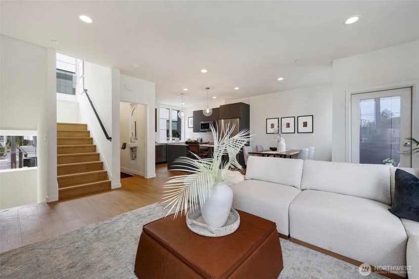 Property photo for 1307 31st Avenue S, Seattle photo 12