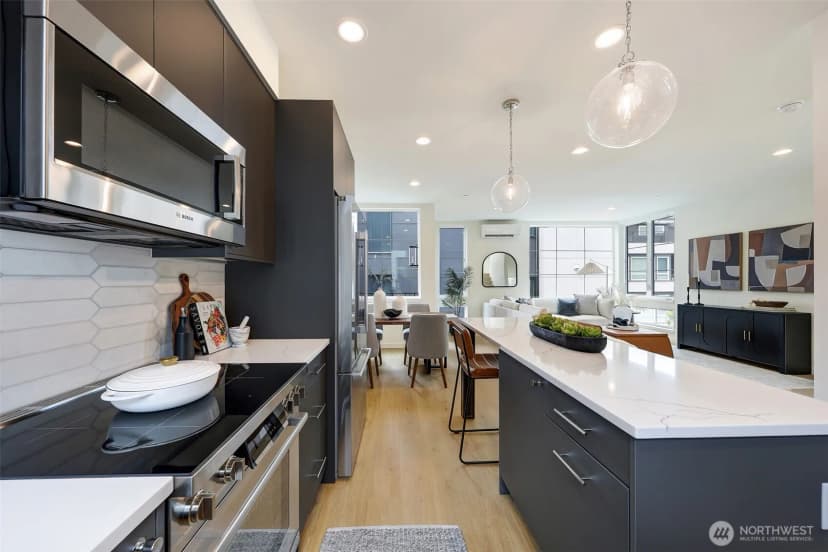 Property photo for 1307 31st Avenue S, Seattle photo 19