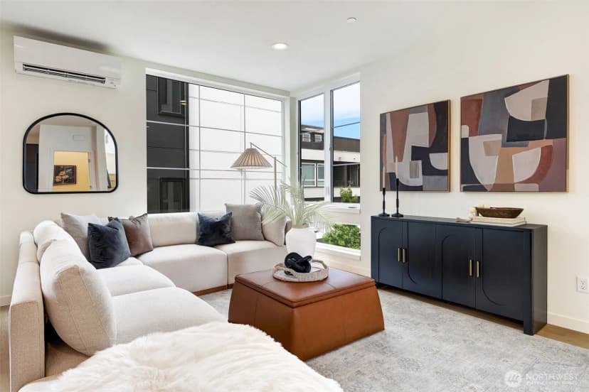 Property photo for 1307 31st Avenue S, Seattle photo 10