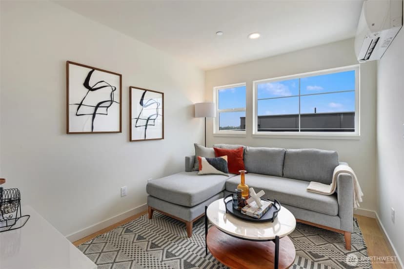 Property photo for 1307 31st Avenue S, Seattle photo 31