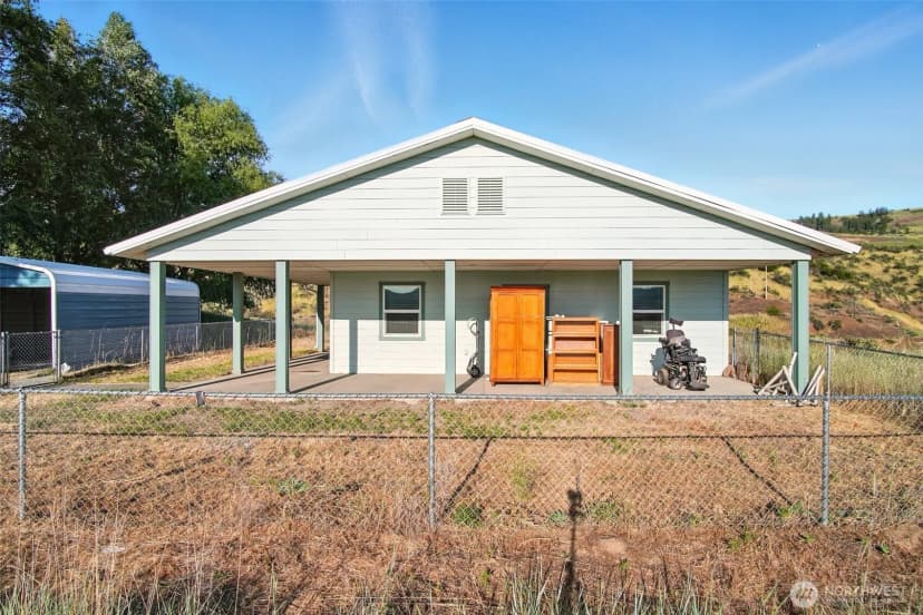 Property photo for 41450 Sunday Bay Rd N, Deer Meadows photo 16