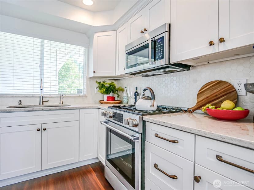 Property photo for 18808 19th Se, Bothell photo 16