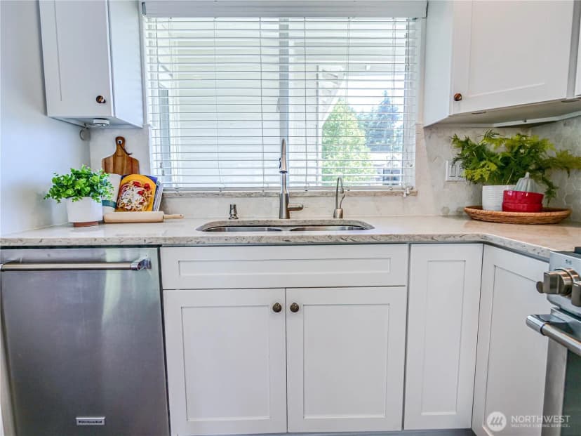 Property photo for 18808 19th Se, Bothell photo 15