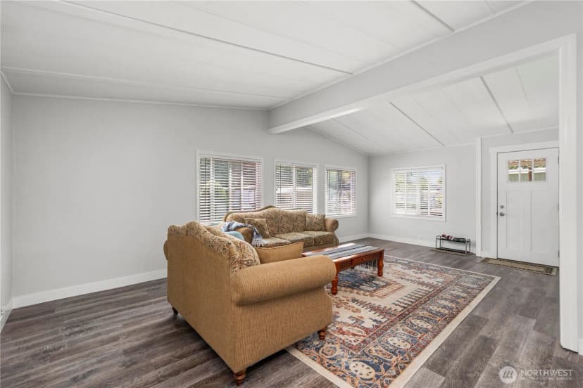 Property photo for 22627 112th Avenue Se, Kent photo 11