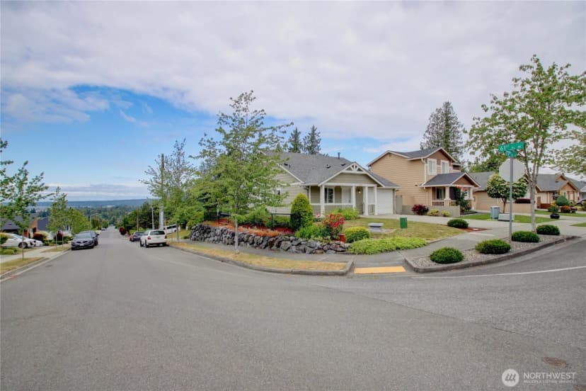 Property photo for 6120 73rd Avenue Ne, Marysville photo 2