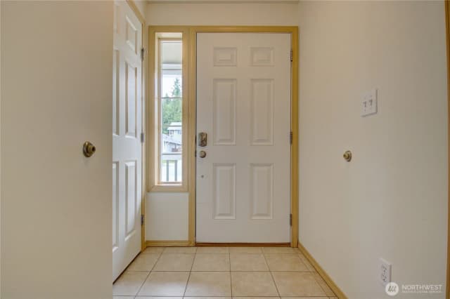 Property photo for 6120 73rd Avenue Ne, Marysville photo 4