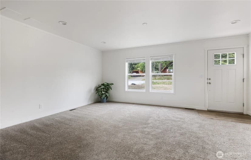 Property photo for 4359 Childrens Avenue, Oak Harbor photo 13