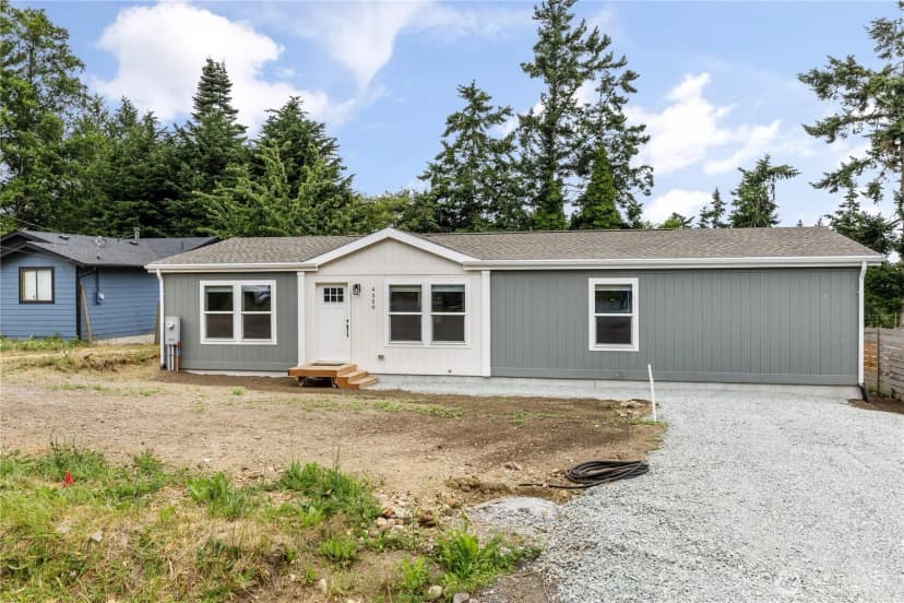 Property photo for 4359 Childrens Avenue, Oak Harbor photo 9