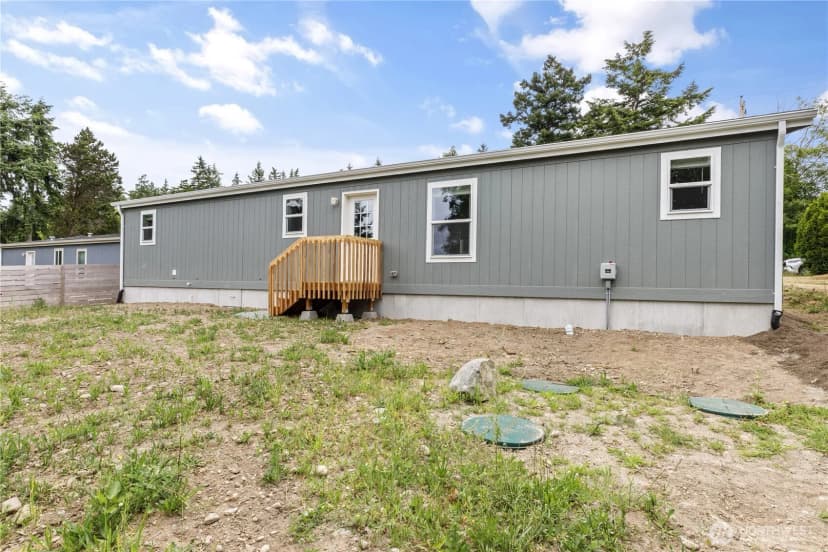 Property photo for 4359 Childrens Avenue, Oak Harbor photo 28