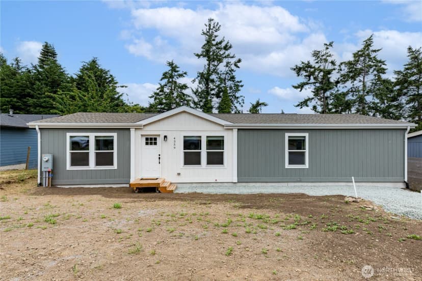 Property photo for 4359 Childrens Avenue, Oak Harbor photo 8