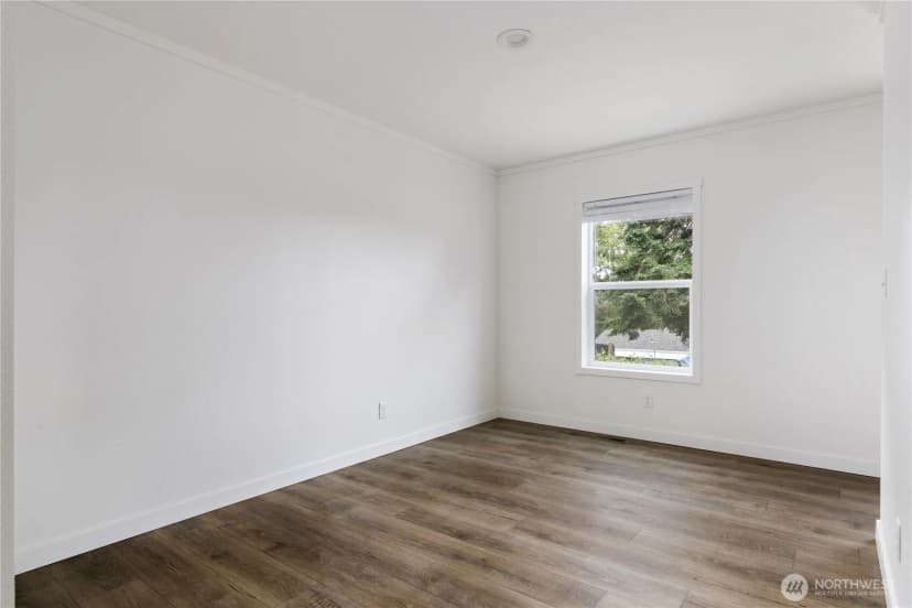 Property photo for 4359 Childrens Avenue, Oak Harbor photo 14