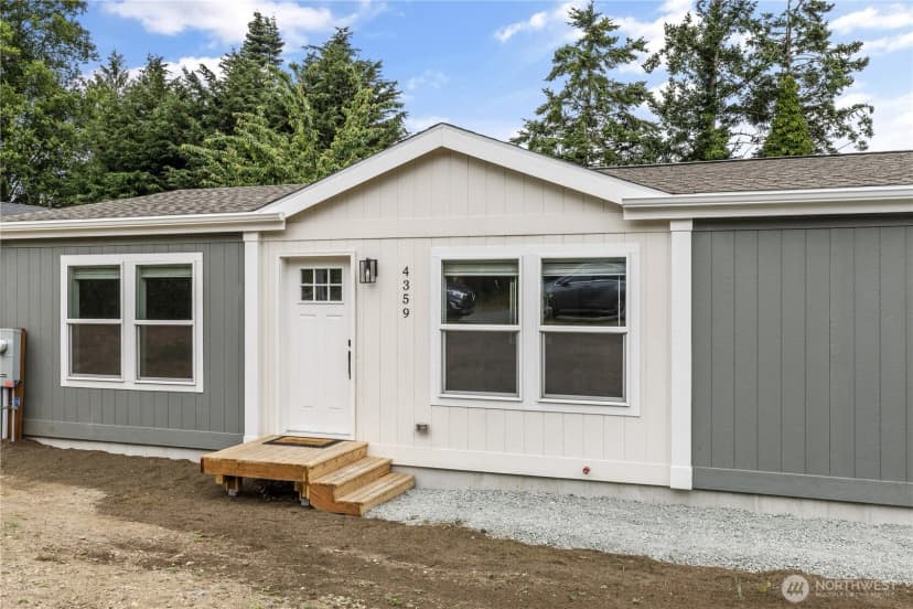 Property photo for 4359 Childrens Avenue, Oak Harbor photo 10