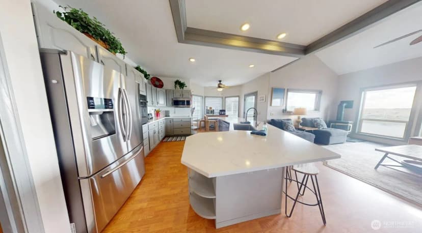 Property photo for 23309 J Place, Ocean Park photo 8