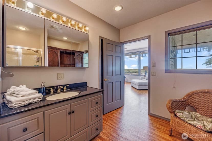 Property photo for 23309 J Place, Ocean Park photo 13