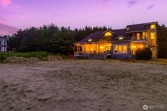 Property photo for 23309 J Place, Ocean Park